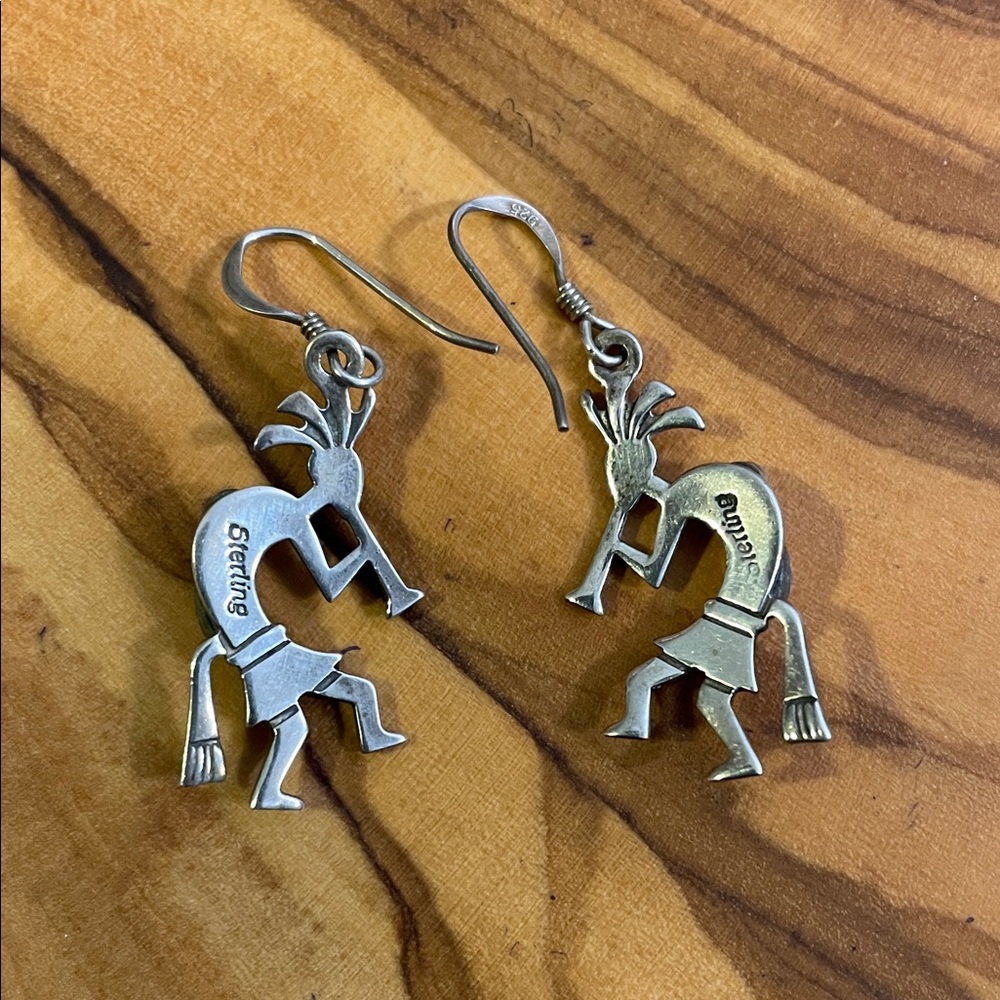 Sterling Silver and Coral Kokopelli Earrings - Picture 5 of 7